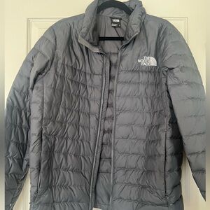 Men’s north face puffer